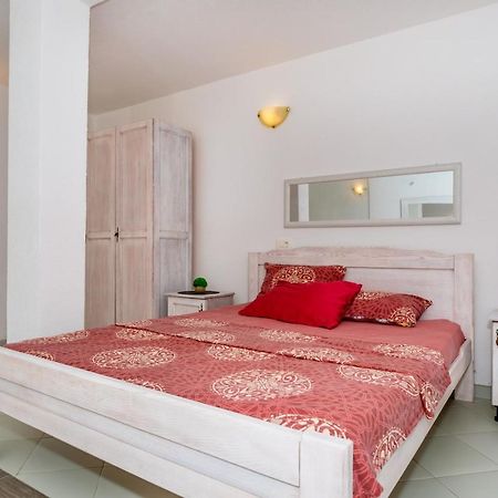 Apartmani Lira Sutomore Exteriör bild