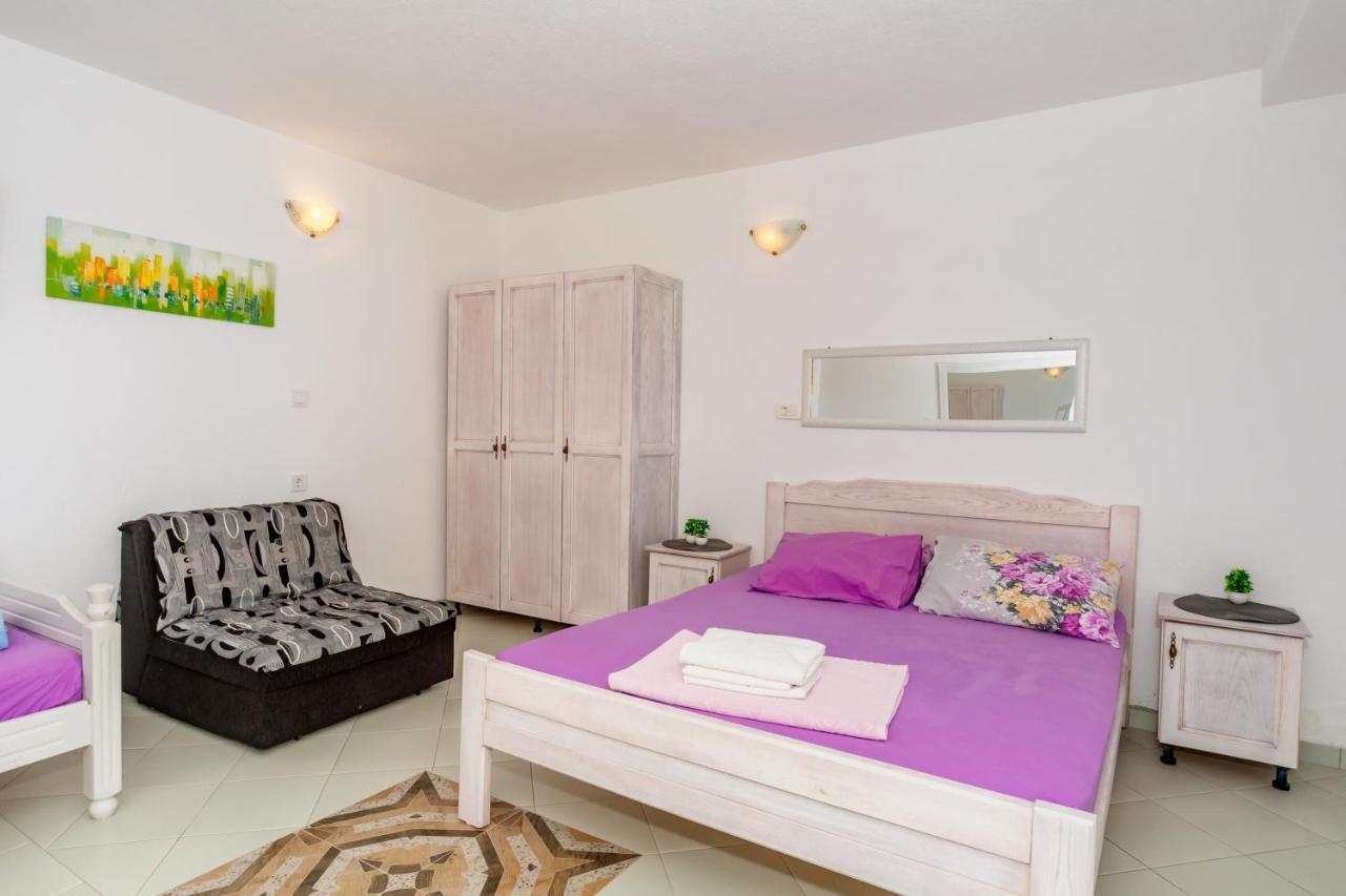 Apartmani Lira Sutomore Exteriör bild