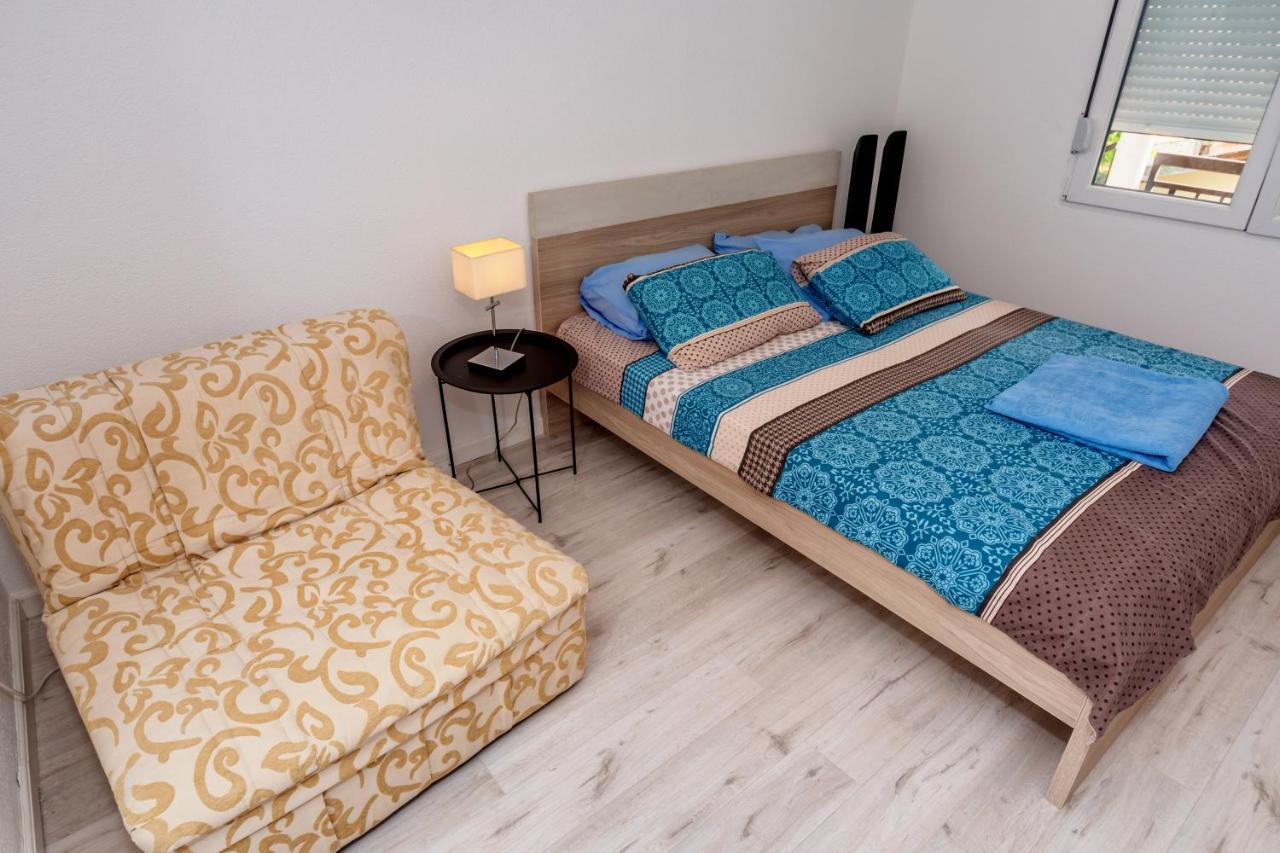 Apartmani Lira Sutomore Exteriör bild