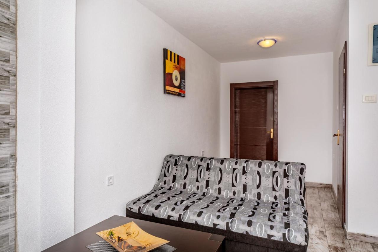 Apartmani Lira Sutomore Exteriör bild