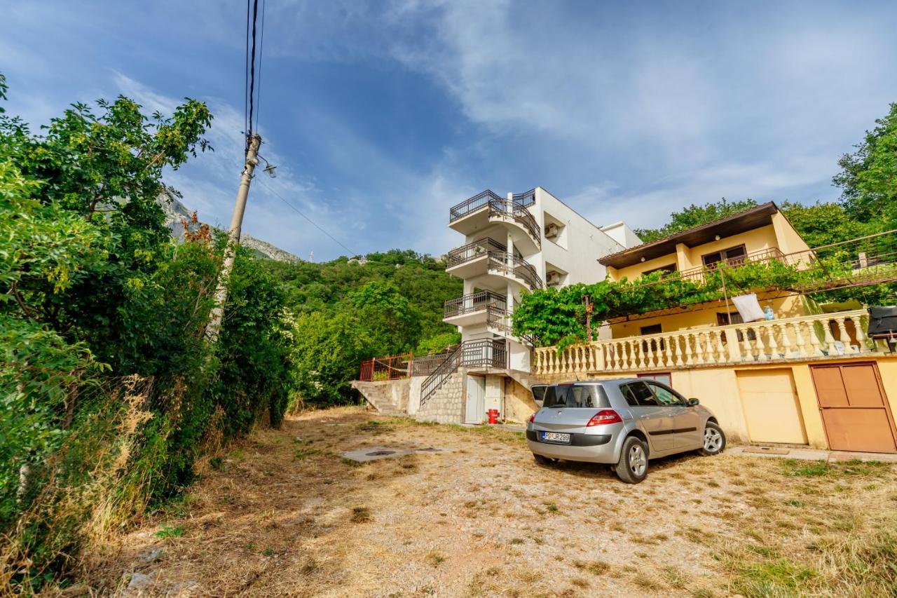 Apartmani Lira Sutomore Exteriör bild